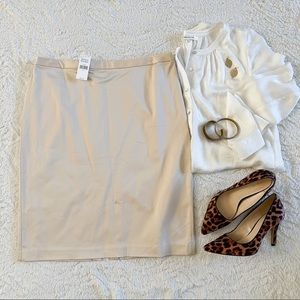 Banana Republic New with Tags Cream Midi Stretch Skirt Size 12